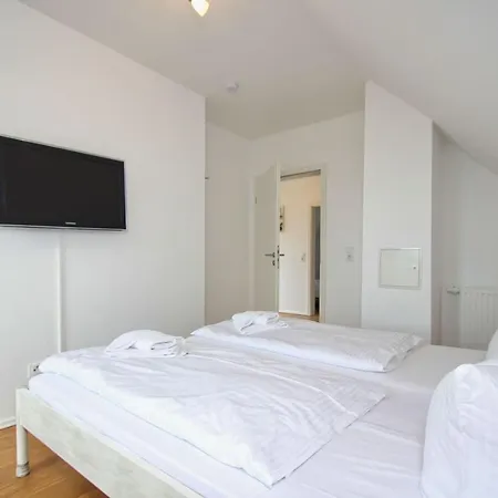 Holiday home Fischers Glueck Haus - Terrasse, Balkon, Sauna *